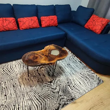 George Washington Apartment *